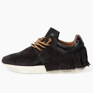 Esseutesse Suede Fringe Sneaker 36 $395